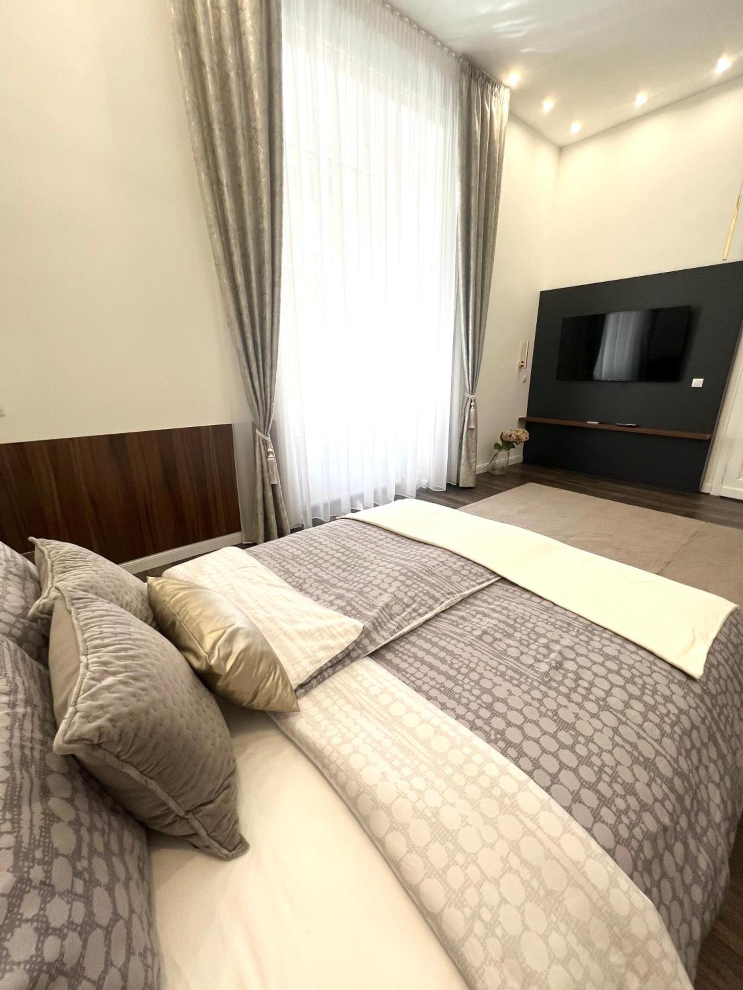 Elizabeth Apartment Deluxe Budapest Eksteriør billede
